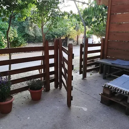 Alkistis Studio Faraí